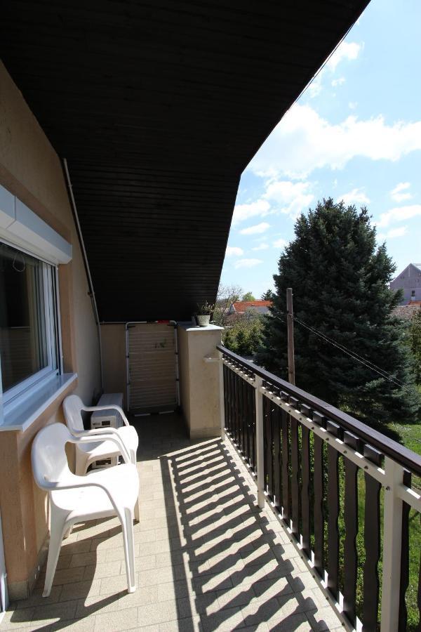 Magdalena Apartmanhaz Кестхей Экстерьер фото