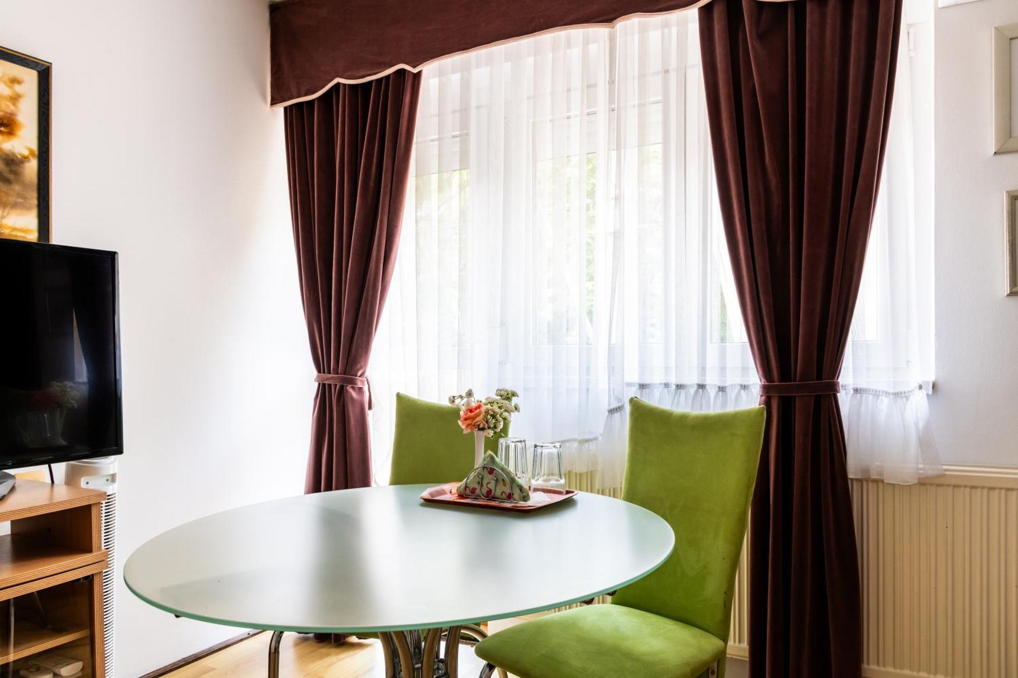 Magdalena Apartmanhaz Кестхей Экстерьер фото