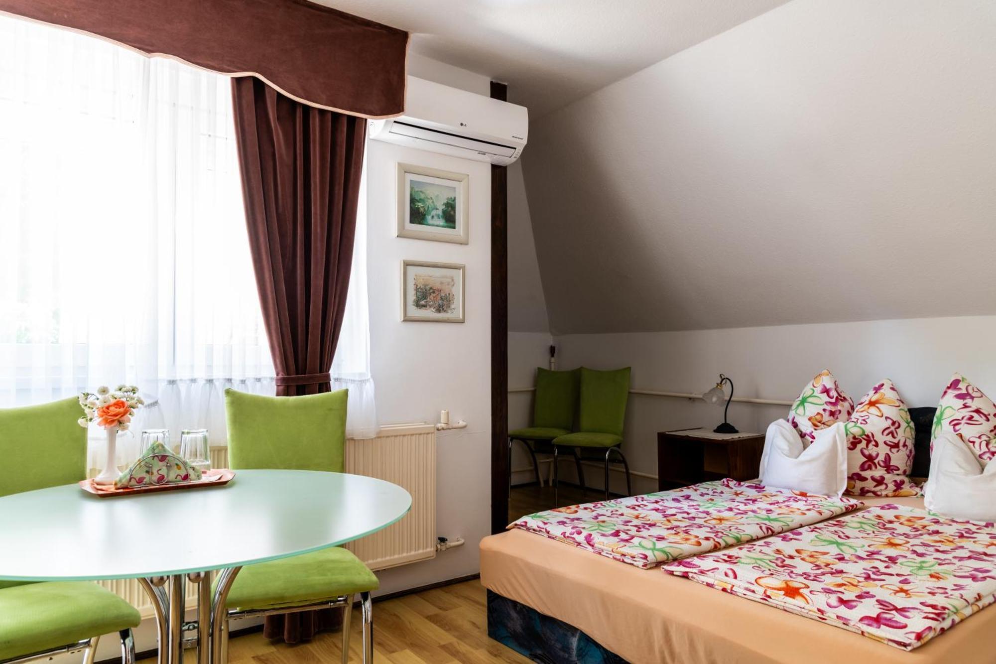 Magdalena Apartmanhaz Кестхей Экстерьер фото